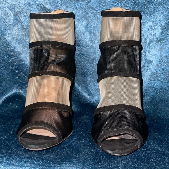 APERLAI Nude and Black Mesh Heels - Picture 2 of 5